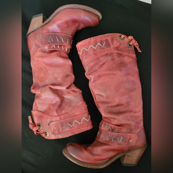 Corral Shoes - Women's Size 8 Red Corral Boots